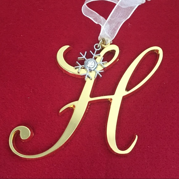 Other - 🎅🏻 Initial “H” Christmas Ornament